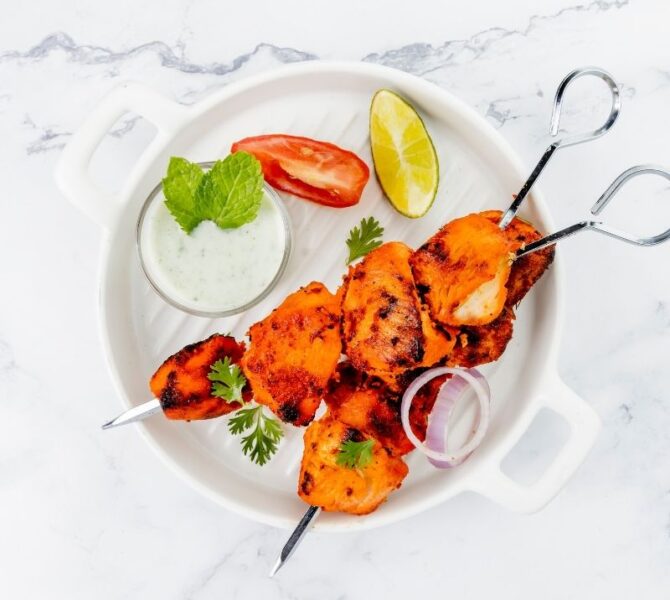 Fisch Tikka (mit Salat)